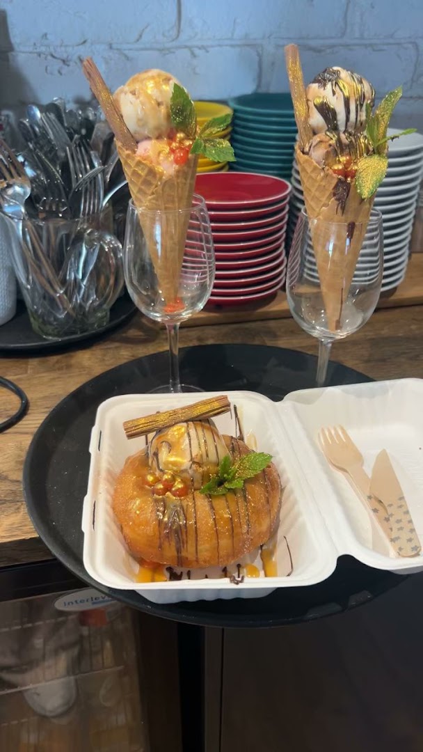 Teo’s Caffe & Bistro · Photos 10